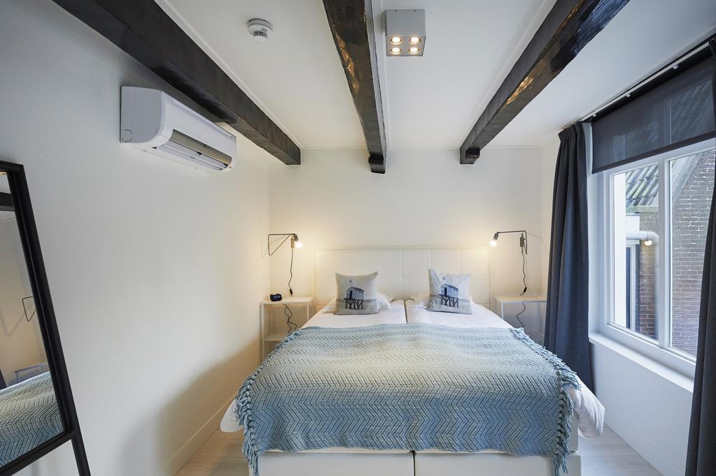 "De Bank" - Hotel Apartments Harlingen Exteriör bild