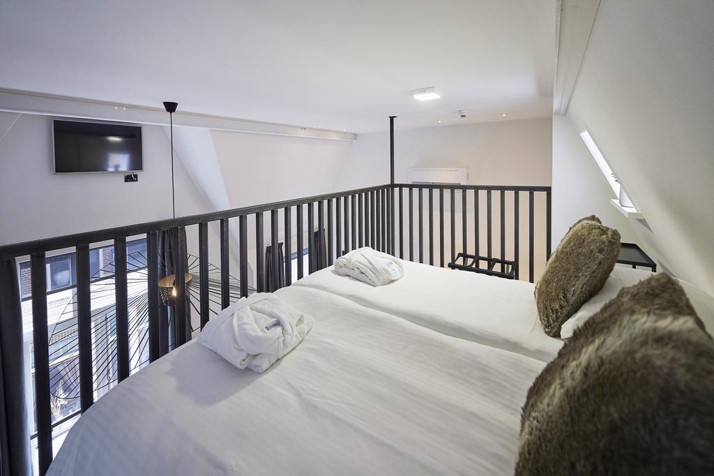"De Bank" - Hotel Apartments Harlingen Exteriör bild