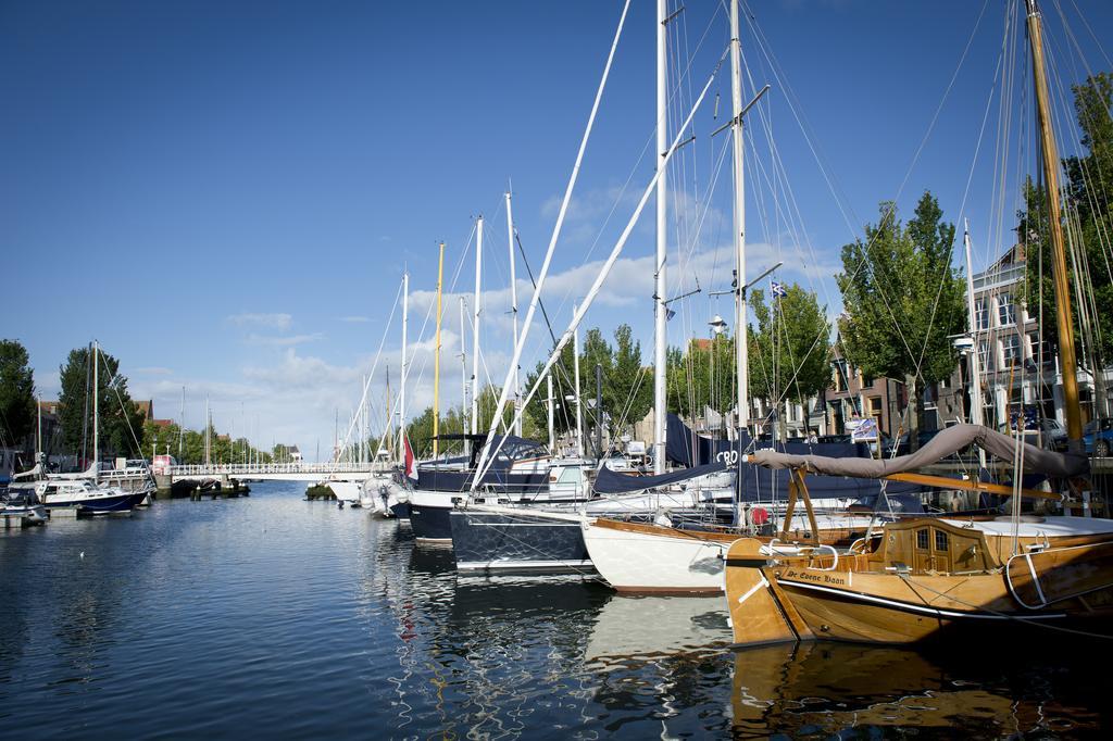 "De Bank" - Hotel Apartments Harlingen Exteriör bild