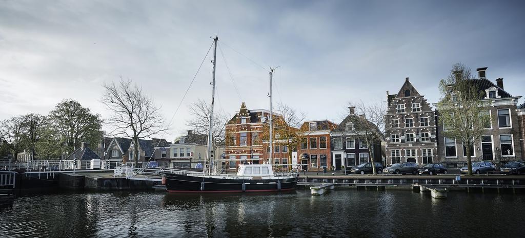 "De Bank" - Hotel Apartments Harlingen Exteriör bild